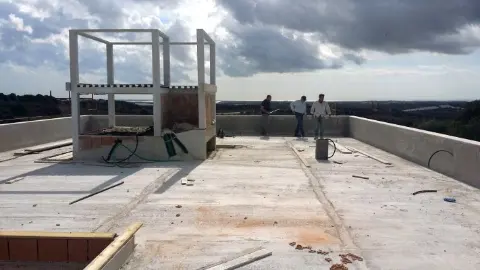 Villa unifamiliare OV, Ville - fase di cantiere