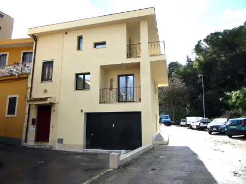 Casa a schiera Bon. El - Case a schiera