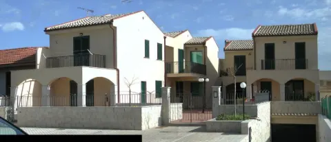 Casa a schiera Av.Sa.M - Case a schiera
