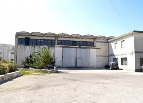 Locale commerciale Mod.Cer - Locali commerciali